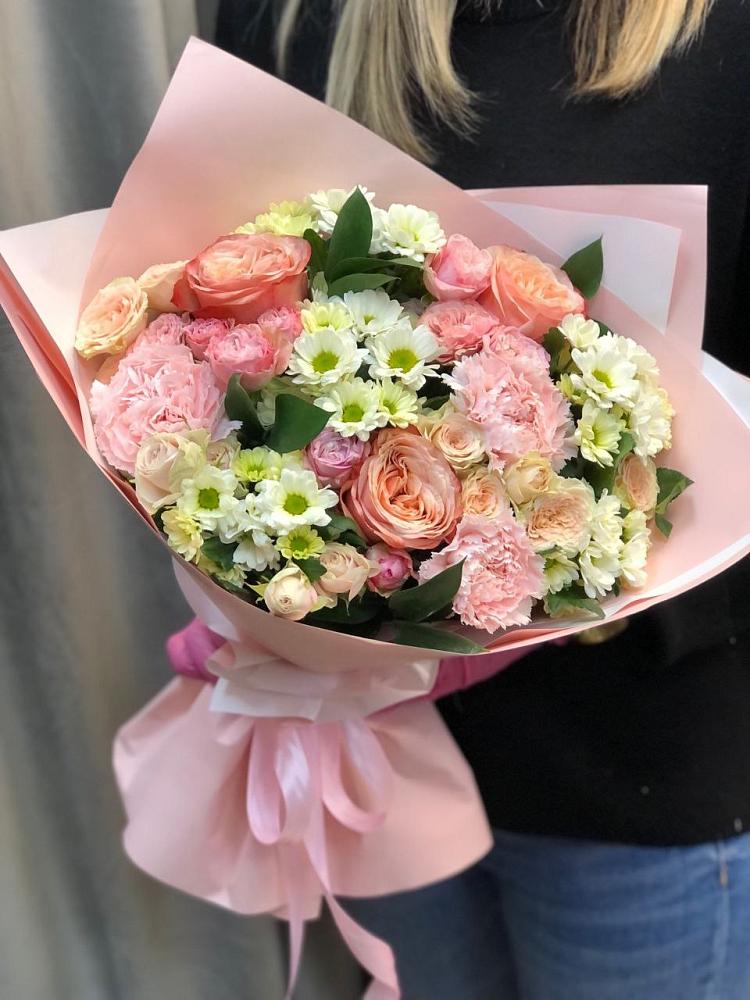 Букет цветов из: Гвоздики, Розы и Хризантемы в Ольховке