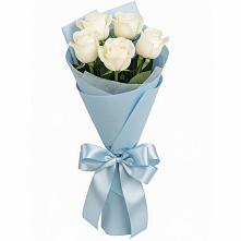 Букет 5 Белых роз Проуд в Ольховке