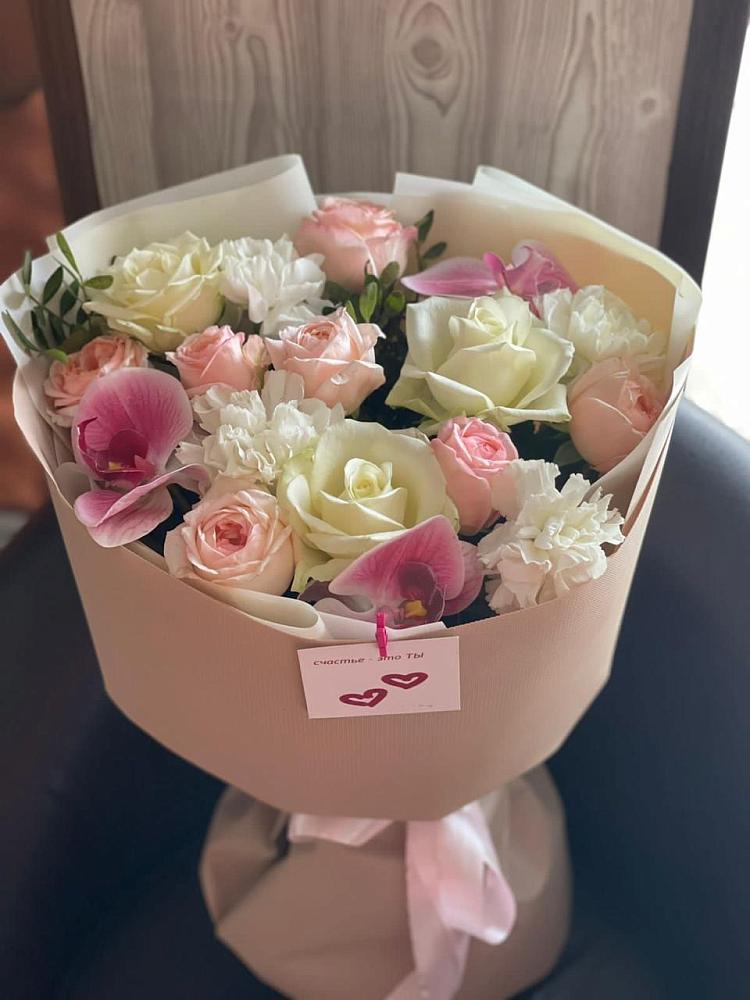 Букет цветов из: Орхидеи, Розы и Гвоздики в Ольховке