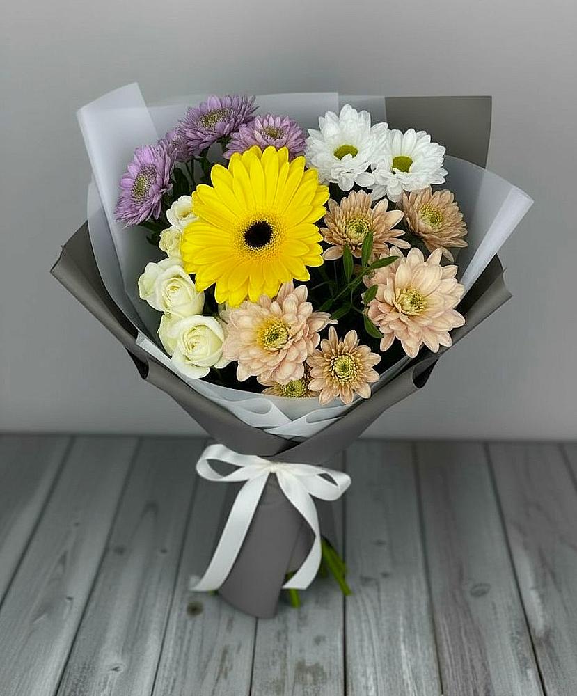 Букет цветов из: Розы, Герберы и Хризантемы в Ольховке