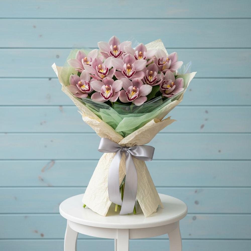 Букет цветов из: Орхидеи и Розы в Ольховке