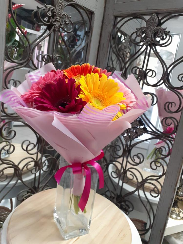 Букет цветов из: Герберы в Ольховке