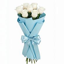 Букет 7 белых роз Проуд в Ольховке