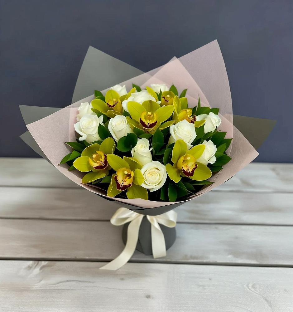 Букет цветов из: Орхидеи и Розы в Ольховке