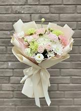 Букет цветов из:  Гвоздики, Розы, Лизиантусы и Хризантемы в Ольховке