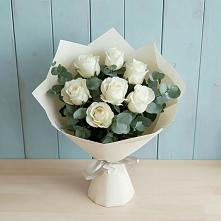 Букет Белые розы в Эвкалипте в Ольховке